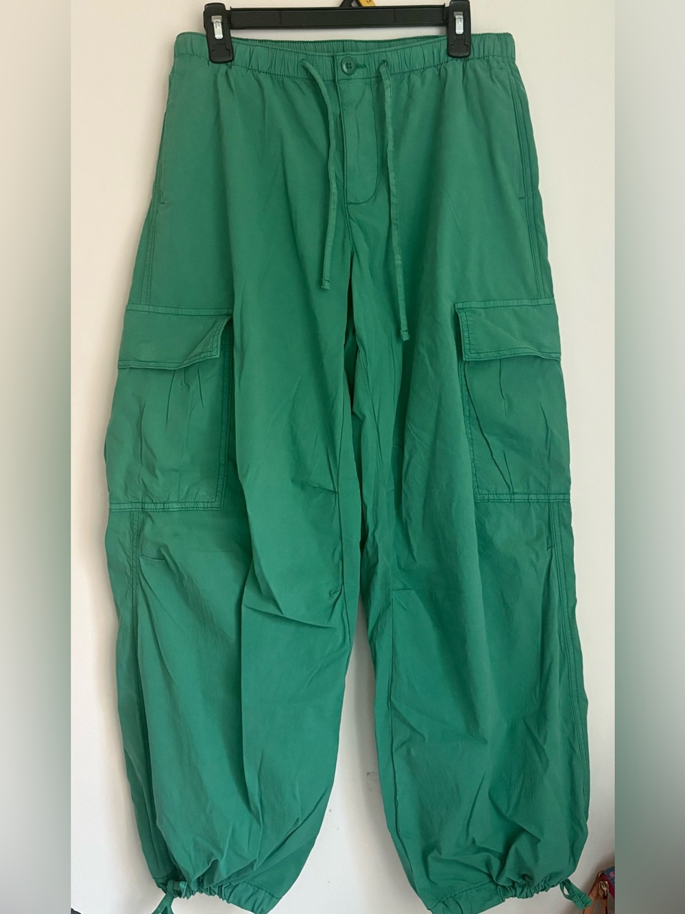 American Eagle Small Parachute Cargo Pants NWT